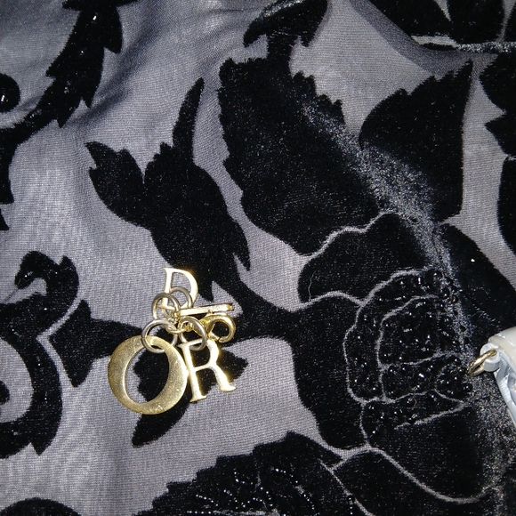 AUTHENTIC DIOR BLUE SMALL WALLET ๐ - Picture 2 of 10